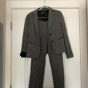 Women’s Suit